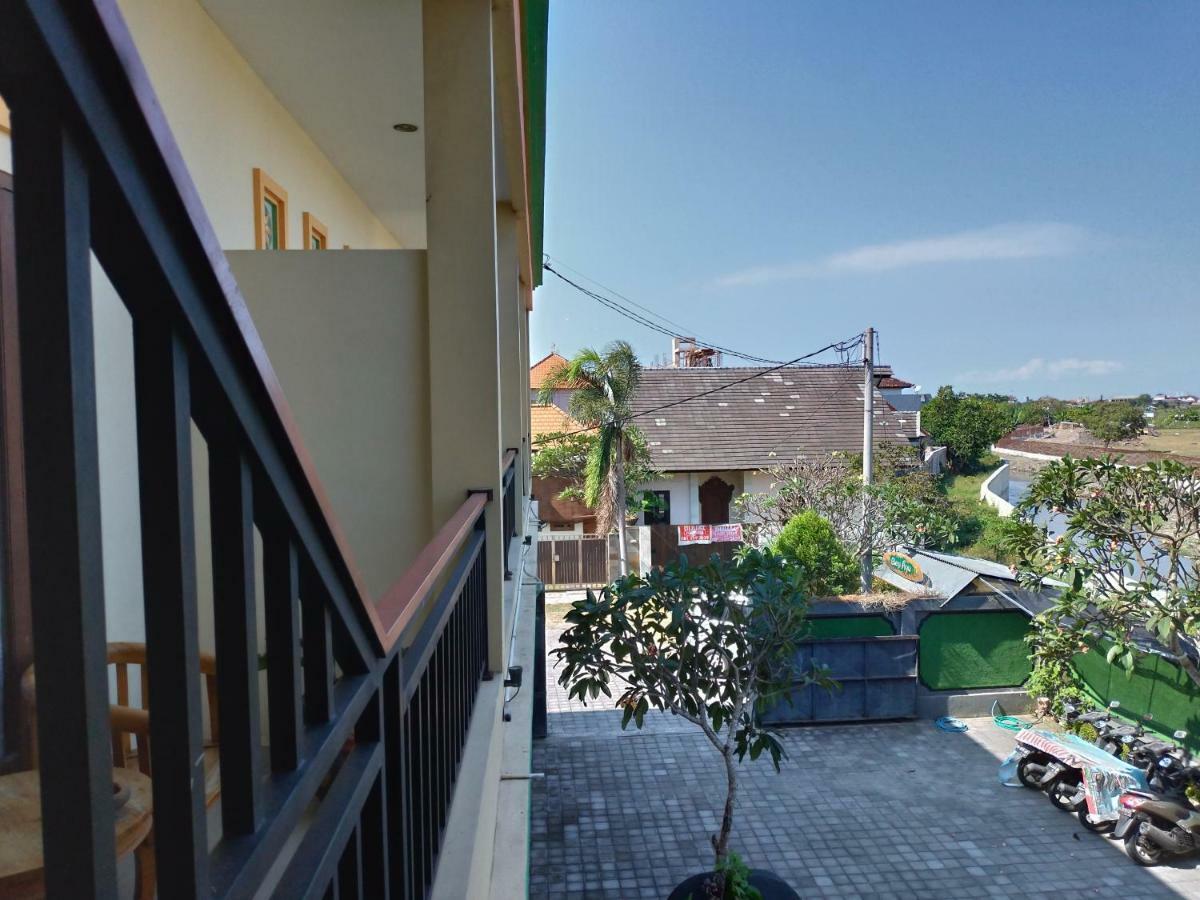 סמיניאק Beji Ayu Homestay מראה חיצוני תמונה